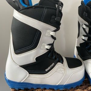 Snowboarding Boots